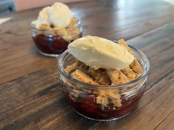 Classic Cherry Crumble: Your Go-To Dessert Recipe